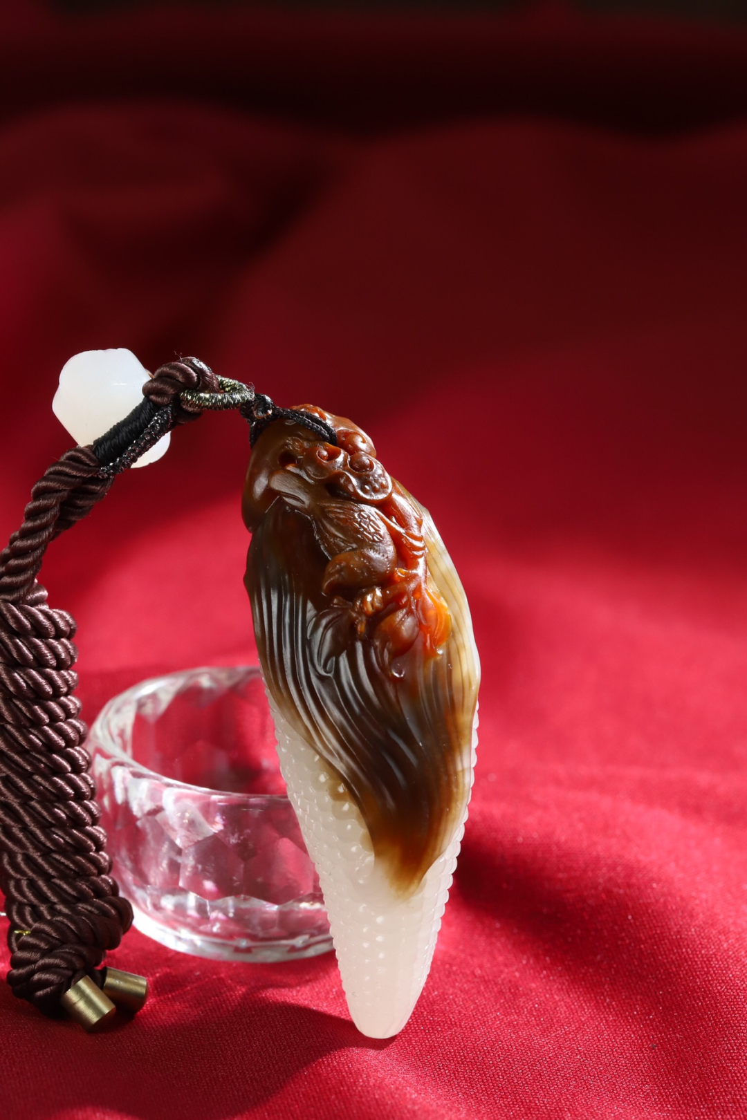 俏色巧雕一刀一色皆艺术