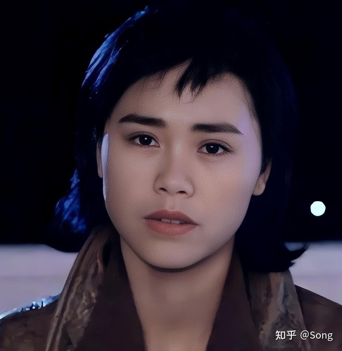 杨雪仪八十年代的港姐妆真是令人崩溃,这样清清爽爽的多好看