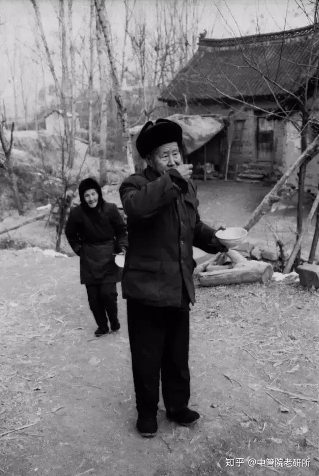 城市记忆之平度一组平度农村吃饭老照片引起朋友圈共鸣