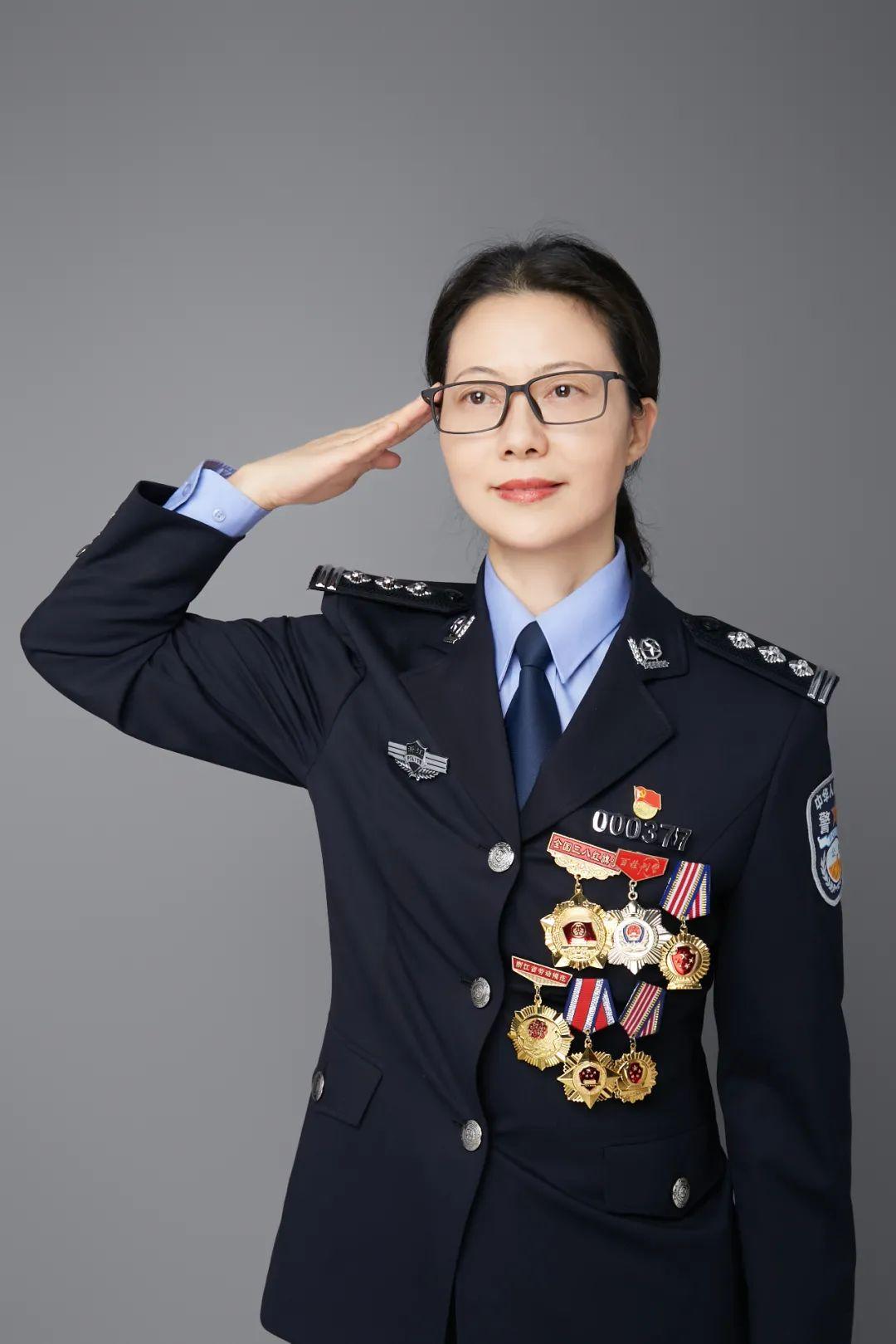 发布微信公众号,浙江新闻客户端等平台陆续上线推出,请为吴微微点赞吧