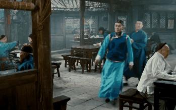 同样演康熙，这5个演员都是极品，刘松仁排第3，焦晃排第2？ - 知乎
