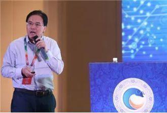 猪业科技大会如何逆势破局?熊本海教授解读精准饲喂智慧养猪(图1)