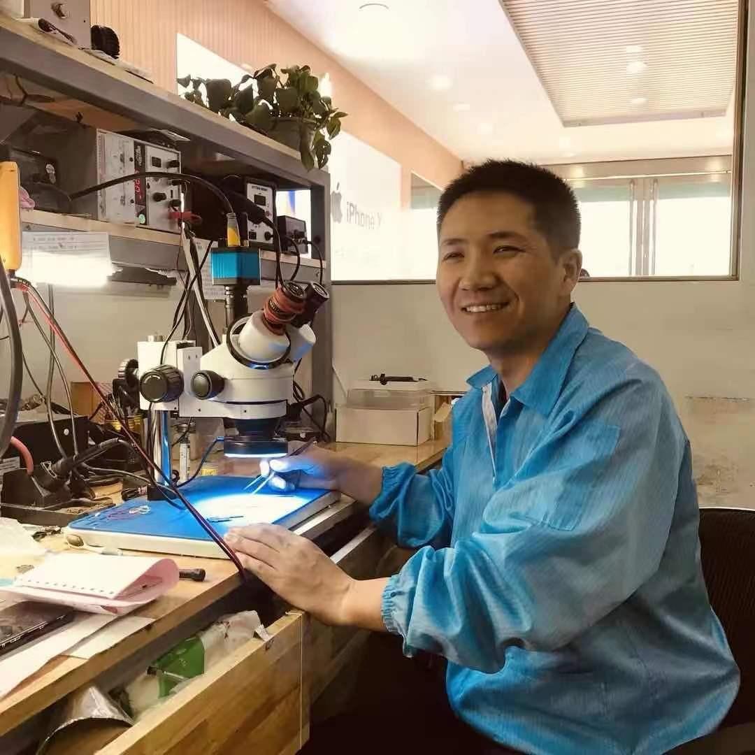手机屏幕开胶了怎么办?别慌,先看完这篇再做决定
