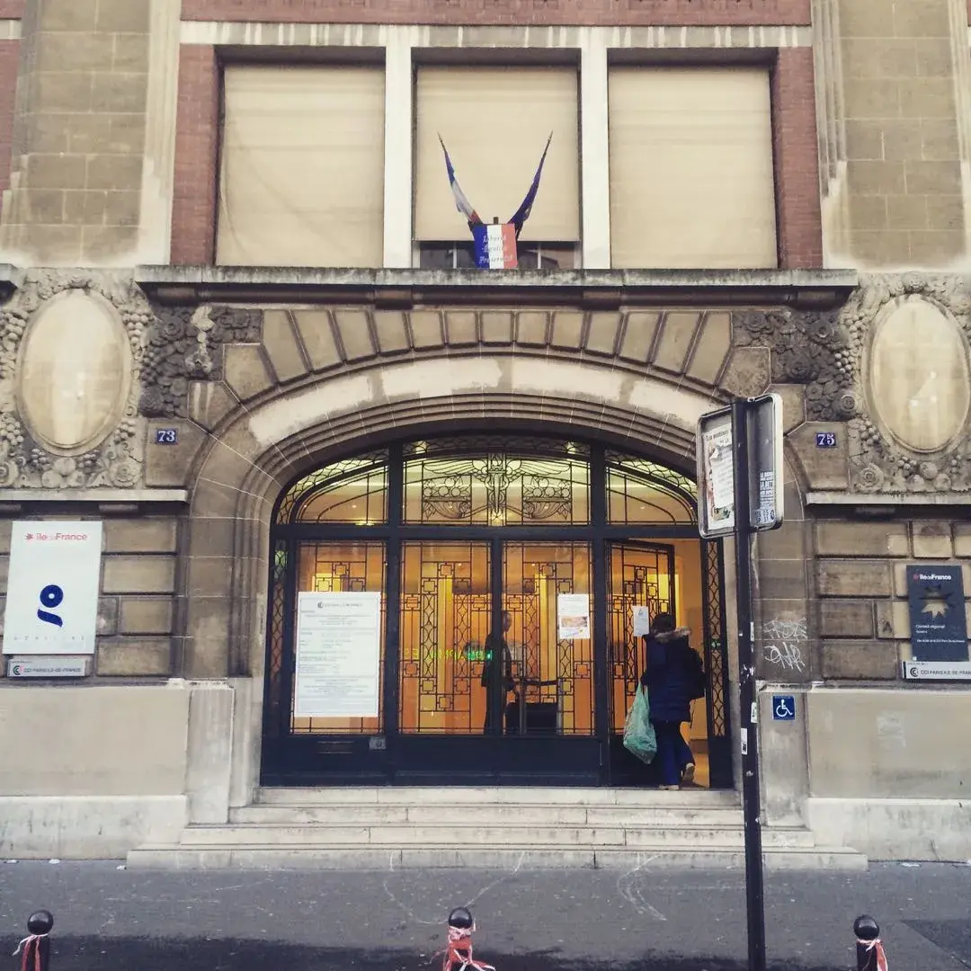 沈毅研究生就读于堪称无数动画学子神往的梦校——法国巴黎高布兰图像