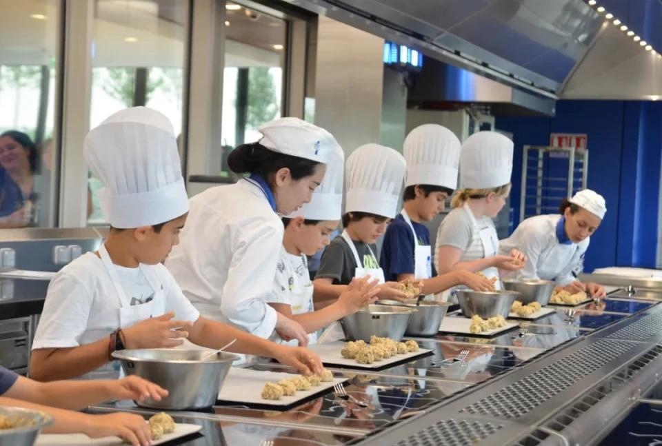 我喜欢你顾胜男vs黎曼蓝带的较量厨艺学校那么多为什么大家只选蓝带