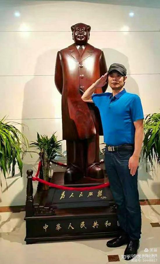 金山老师评书主要代表作有《金山书场》,《岳飞传》,《济公传》