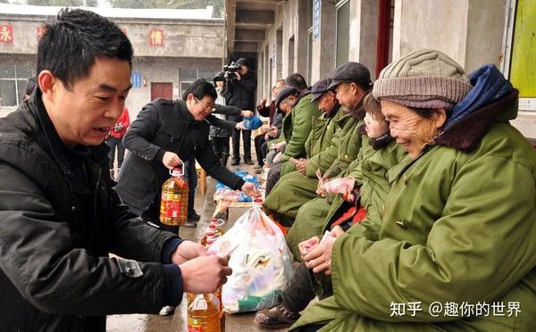 从高调的陈光标 到慈善组织者韩红 不得不说 做慈善太难了 知乎