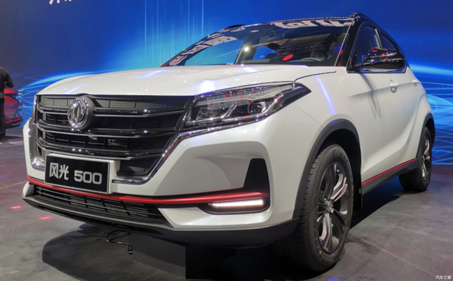 能否在小型suv中称霸 东风风光500将于10月29号上市