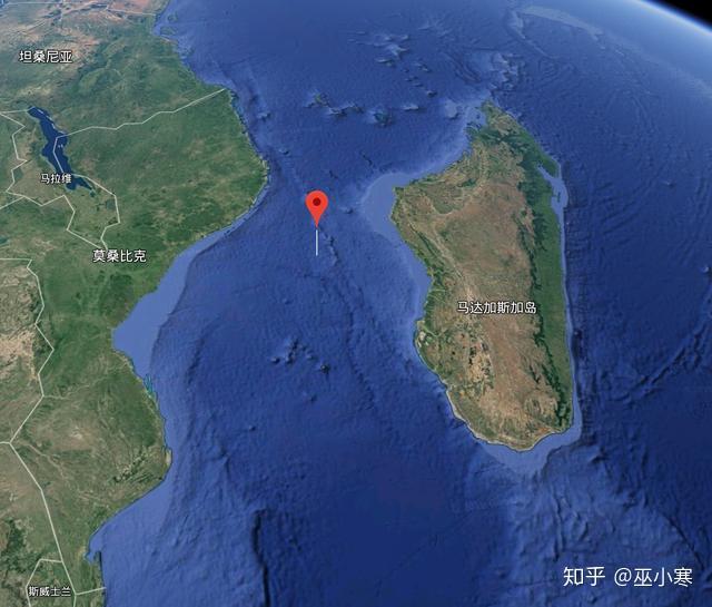 莫桑比克海峡是非洲大陆东南部与马达加斯加之间的海峡,呈东北