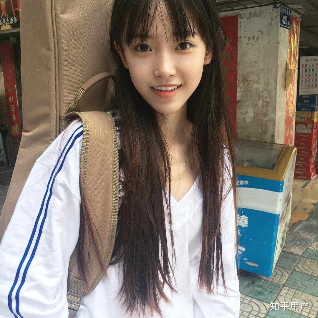 如何评价现在抖音上的绿茶拍照风?