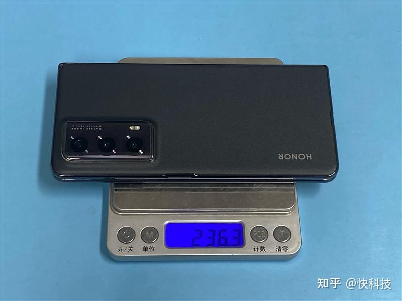 买得起的真香折叠屏荣耀magicvs2全面评测6999元折叠