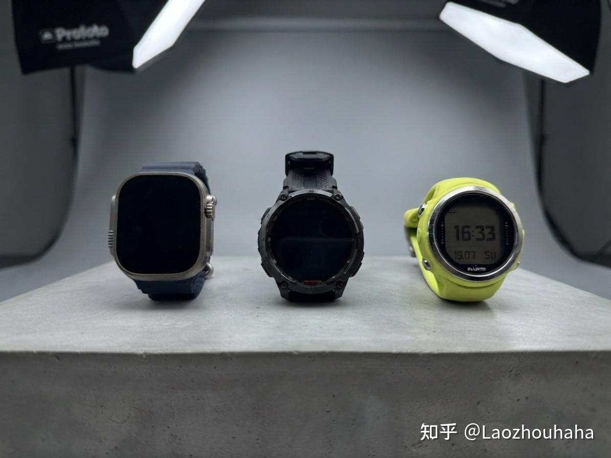 三派争锋:传统专业派 vs 科技新贵派 vs 市场新秀派,三块“能潜水”的手表横评-Suunto D4i、Apple Watch Ultra 1、猎动猎险者AD10 全方位对比实测