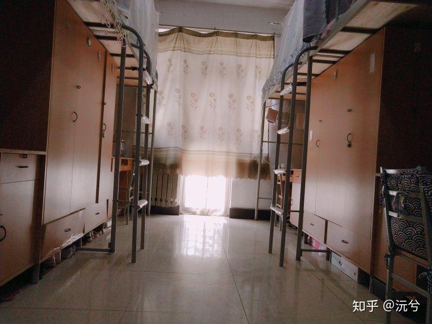 西安财经大学女生宿舍什么样子啊