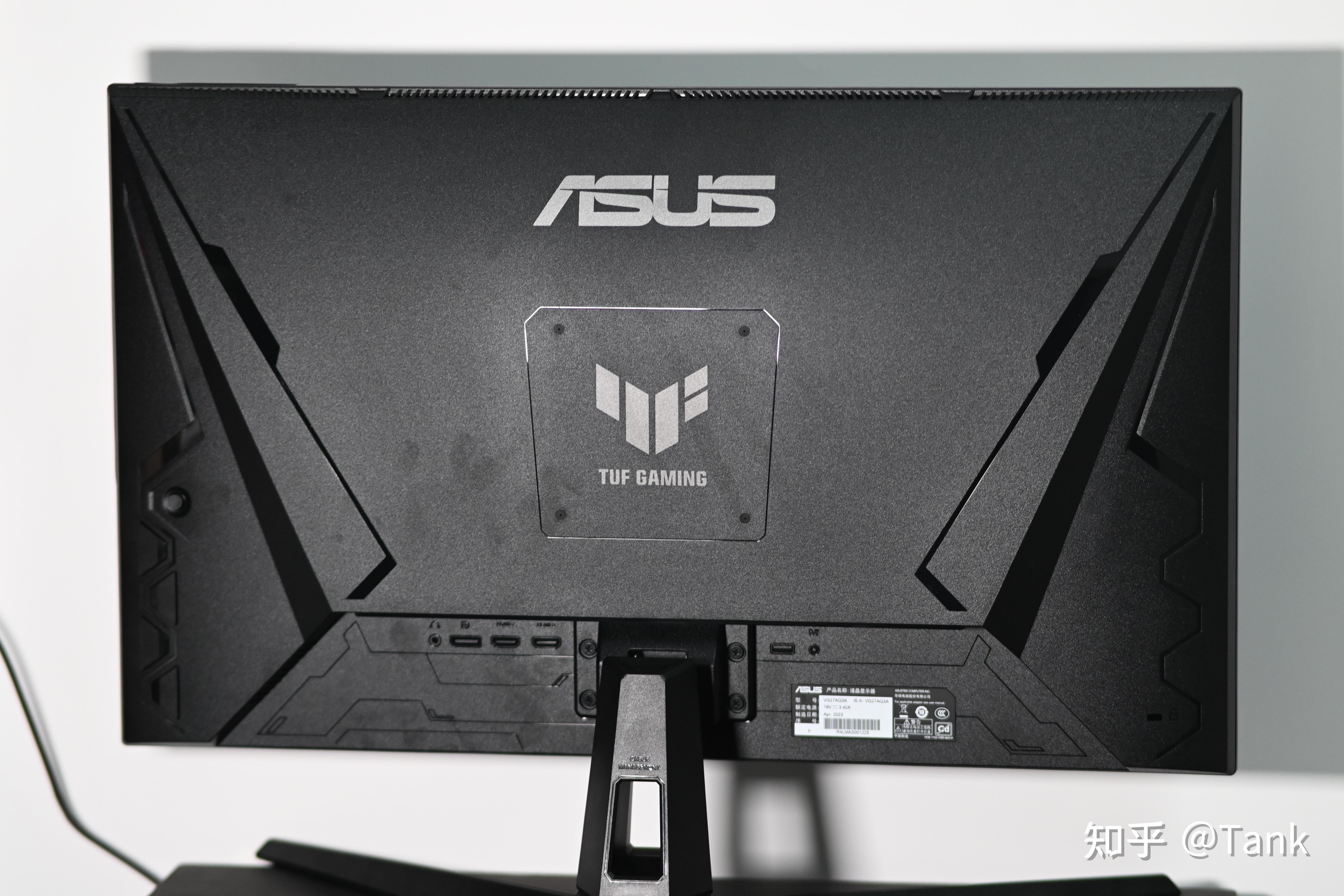 华硕tuf小金刚再升级vg27aq3a电竞游戏显示器评测