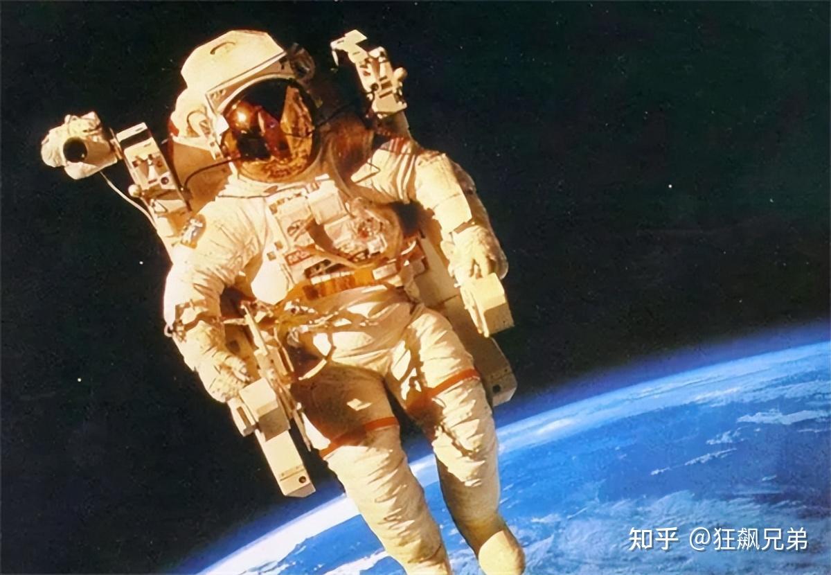 不穿宇航服进入太空会怎样苏联3名宇航员的血泪教训敲响警钟