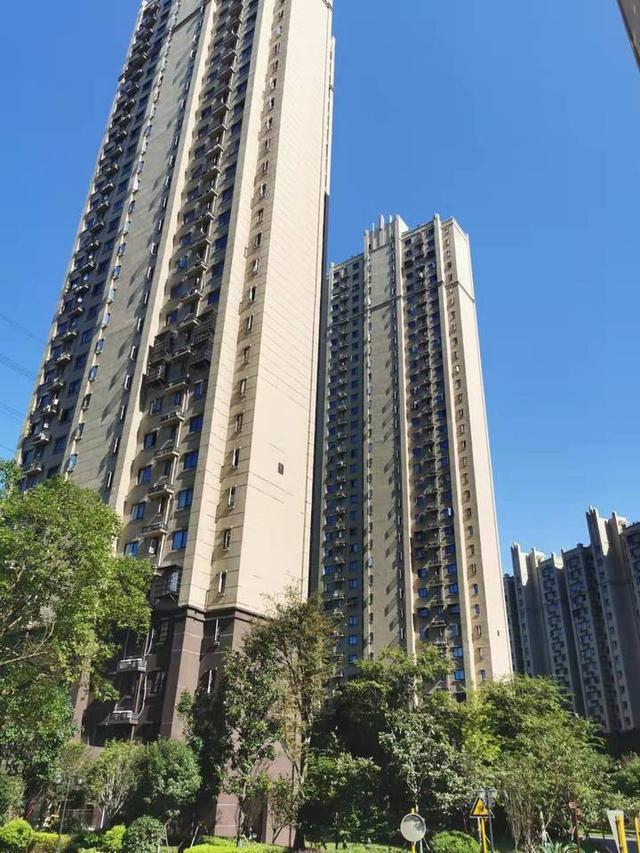 长沙岳麓区法拍房金科世界城16栋2103号房