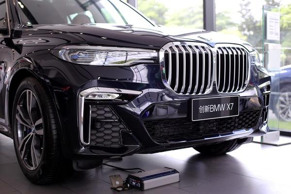 Bmw旗舰suv 宝马x7静态全方位体验 谈谈自己的感受 知乎