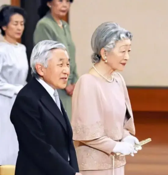 死后坚决不与天皇合葬的日本上皇后美智子 确认患上乳癌 知乎