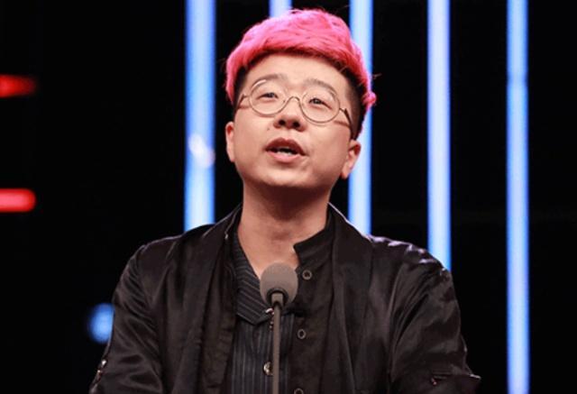 李诞辩论首秀出场即巅峰我只是假装不努力你可别当真