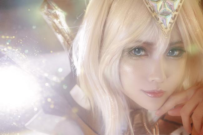 身为召唤师的我能够召唤二次元女神