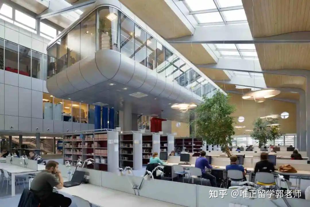 捷克 | 马萨里克大学 - 知乎