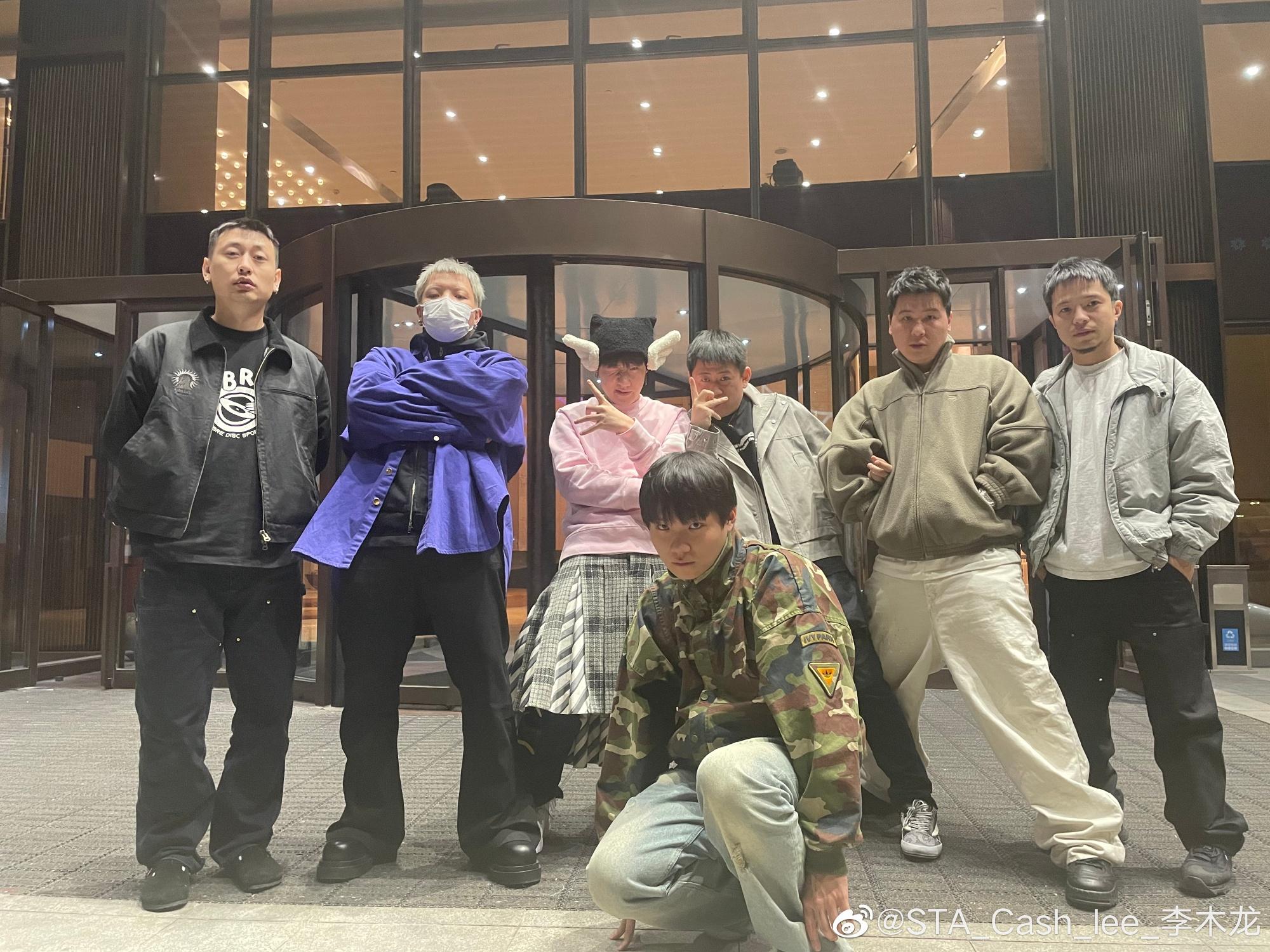 突发!风波再起!乃万突然DISS老朋友CAPPER?CAPPER和派克特同框! - 知乎