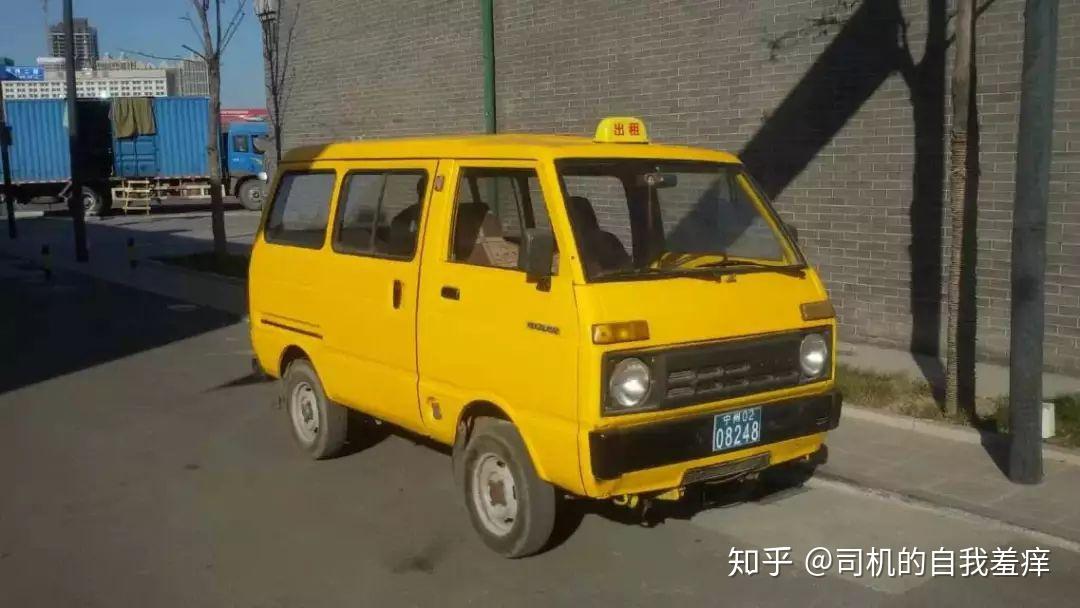 "黄面的"是大家的集体回忆,许多人坐过的第一辆出租车可能就是大发.