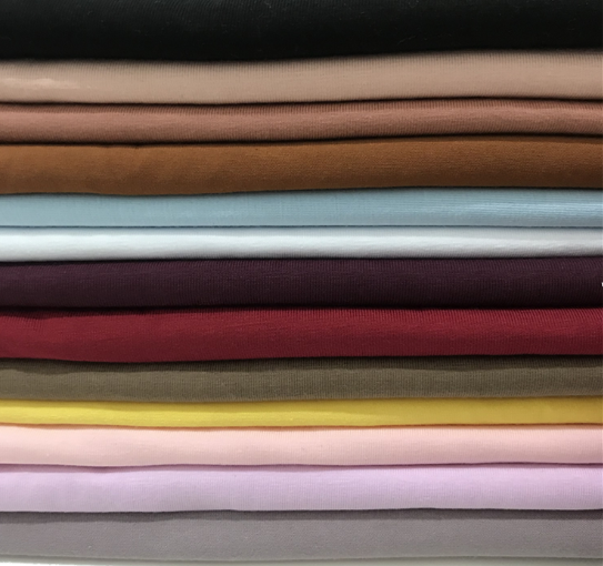 服装设计学院排名_不同材质面料的造型特点_服装面料特性介绍