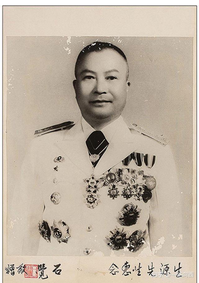 傅作义北平起义,中央军两个兵团司令坚决不从,内情惊险至极 - 知乎