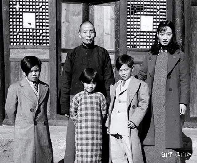 民国往事军阀刘文辉政府房子比学校好县长就地正法