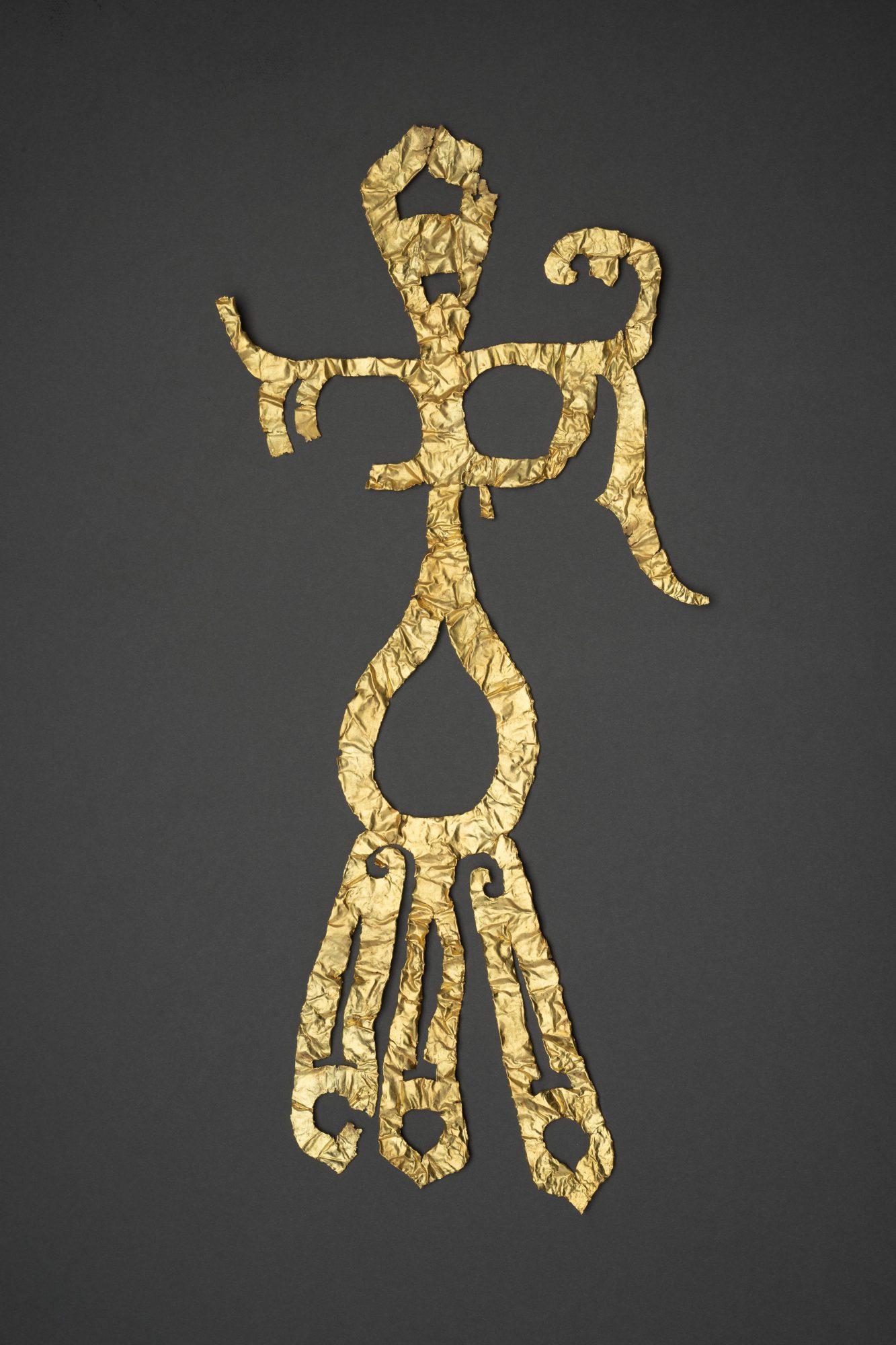 重大线索三星堆扭头人身上的符号竟然与甲骨文字紧密相关