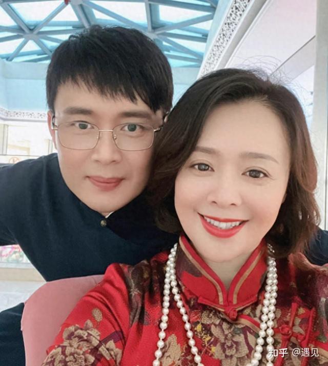 从相恋到相守23年,他不仅是优秀的演员,还是百分百的好爸爸 - 知乎