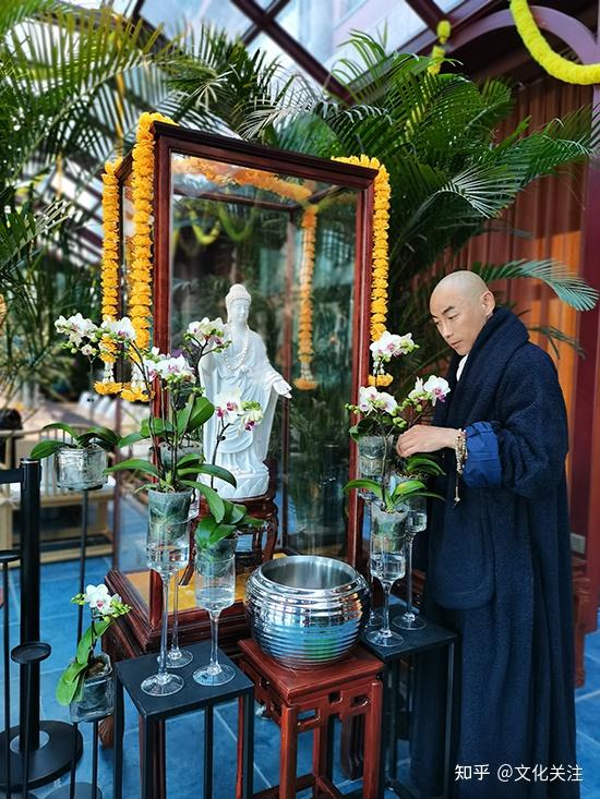宗恩法师佛前供花的禅意哲思 - 知乎