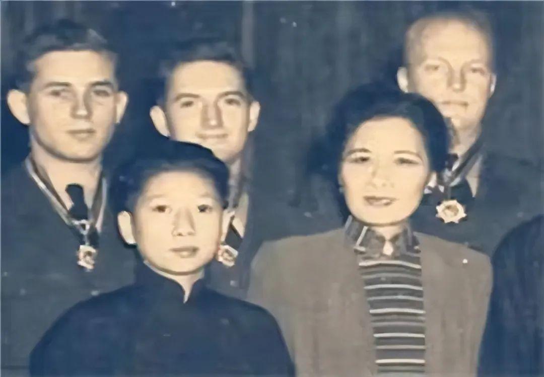 1994年孔令伟在台湾去世，宋美龄失声痛哭，野史称她为“私生女” - 知乎