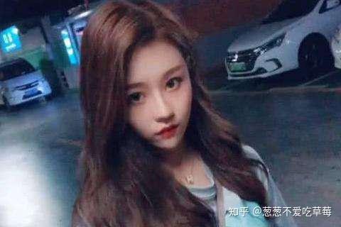 怎么样才能找到网红 v2-1b49e8ce37a615b94487d296eee601c3_r.jpg