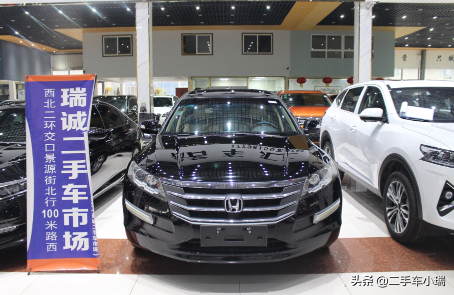 怎样选二手车才合适 v2-1b4baca3320d44cde2caed308c9f8172_r.jpg