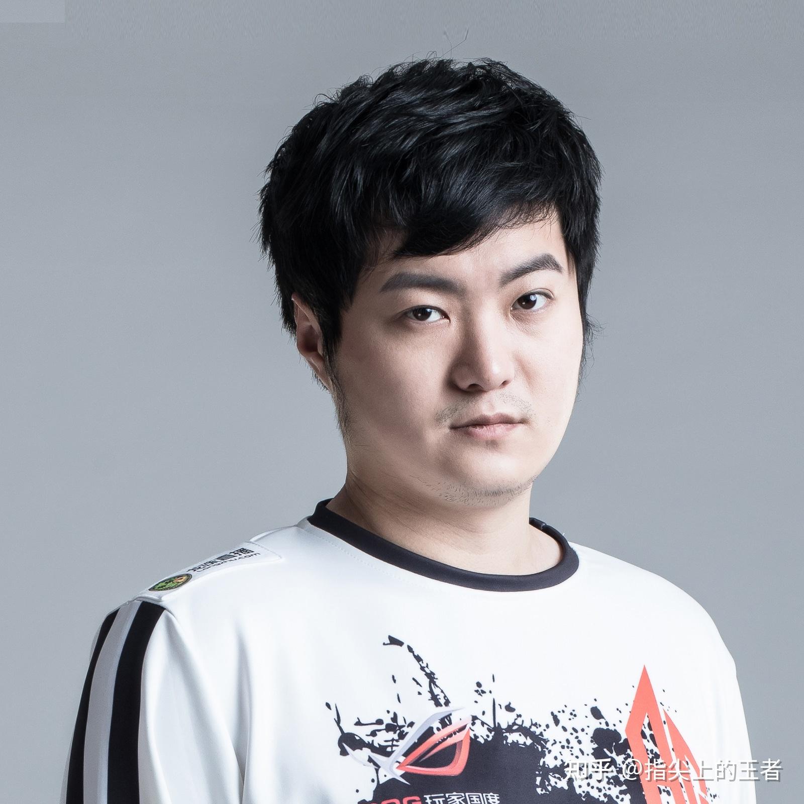 以一己之力创造最值和最亏转会记录,猫神难以如老帅般功成身退 - 知乎