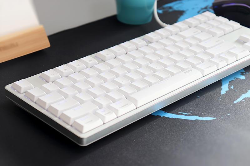 码农不跟文员吵架再评雷柏mt500办公背光机械键盘