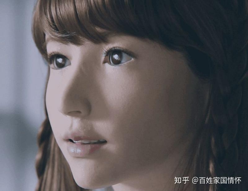 开始走进人们的生活中,像是无人银行的服务机器人,以及家用的扫地机器