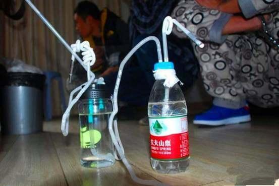 很常见的就有冰毒和麻古一起吸食.