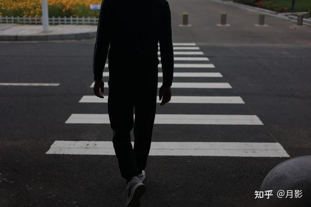 成年人最缺的能力:遇事不慌乱的定力 - 知乎