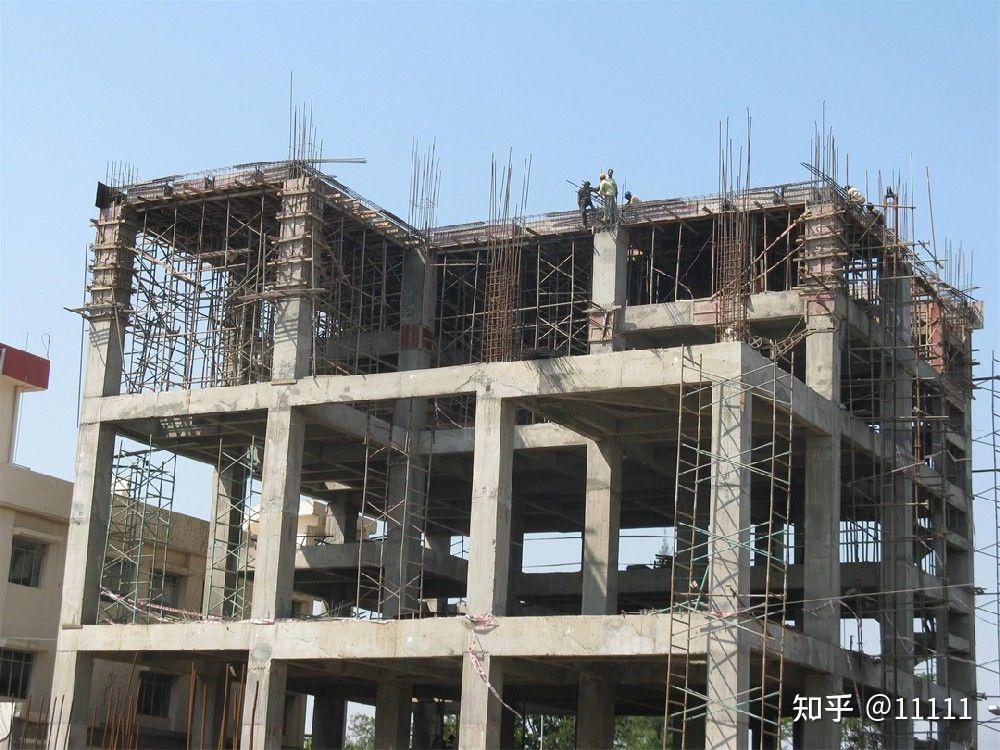 即承重结构主要是钢筋混凝土梁与柱组成的框架.