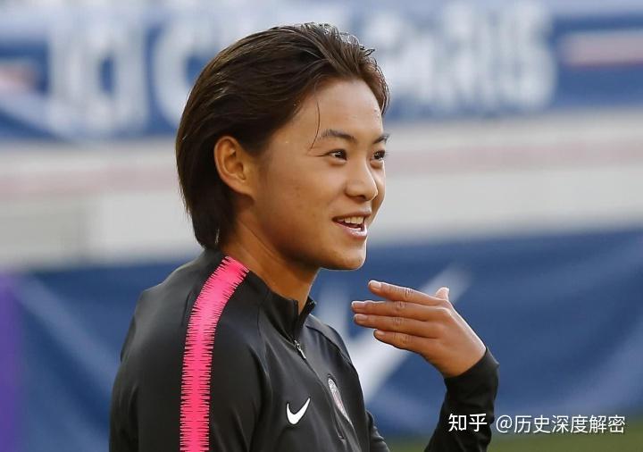 王霜被人民日报国际足联女足主帅称赞仅是因为最后一球吗