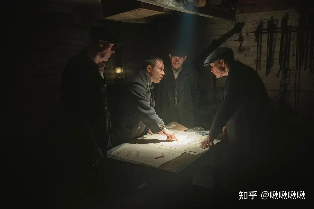 如何评价电影《浴血黑帮：不朽传奇》？ 为什么能成为近 10 年最佳英剧之一？ - 知乎