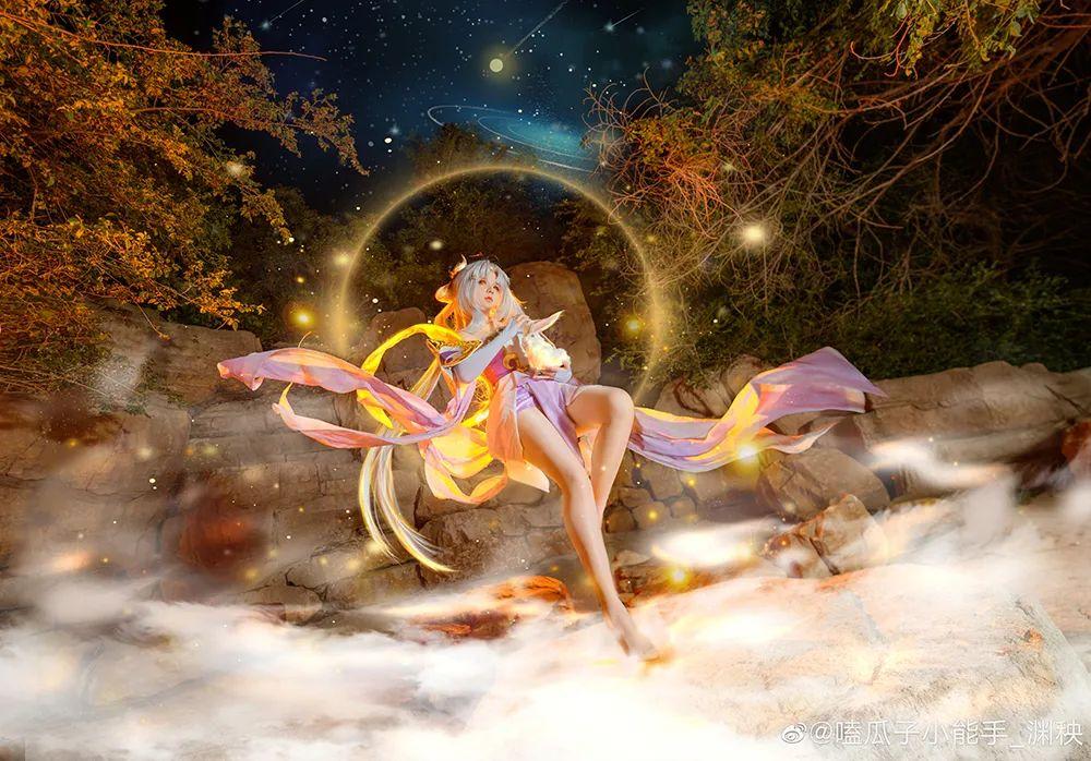 王者荣耀cos嫦娥的绝世美腿lsp都抗不住啊