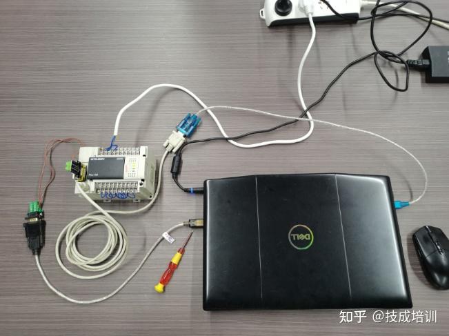 三菱FX3U的232通信板,与PC串口调试助手通信测试 - 知乎