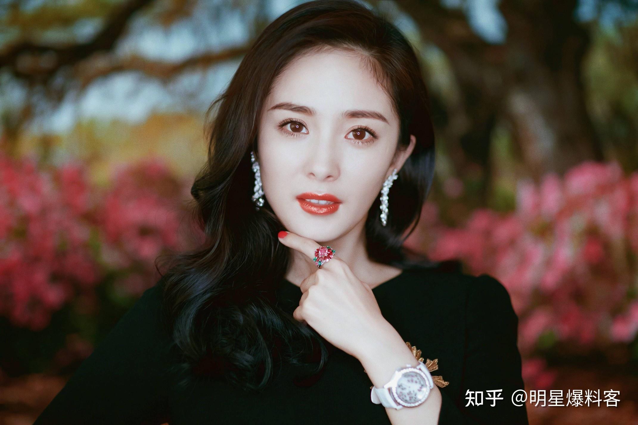 12娱乐资讯:杨幂,王一博,张艺兴,成毅,华晨宇,辛芷