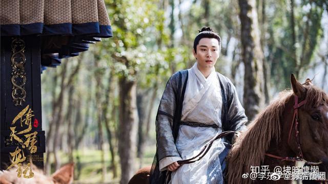 李东学扮演的张翠山一个很快下线的悲情人物备受争议