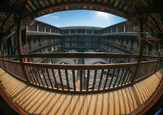 世界的围屋之都,江西龙南县的虔心小镇,茶旅结合的客家生态旅游
