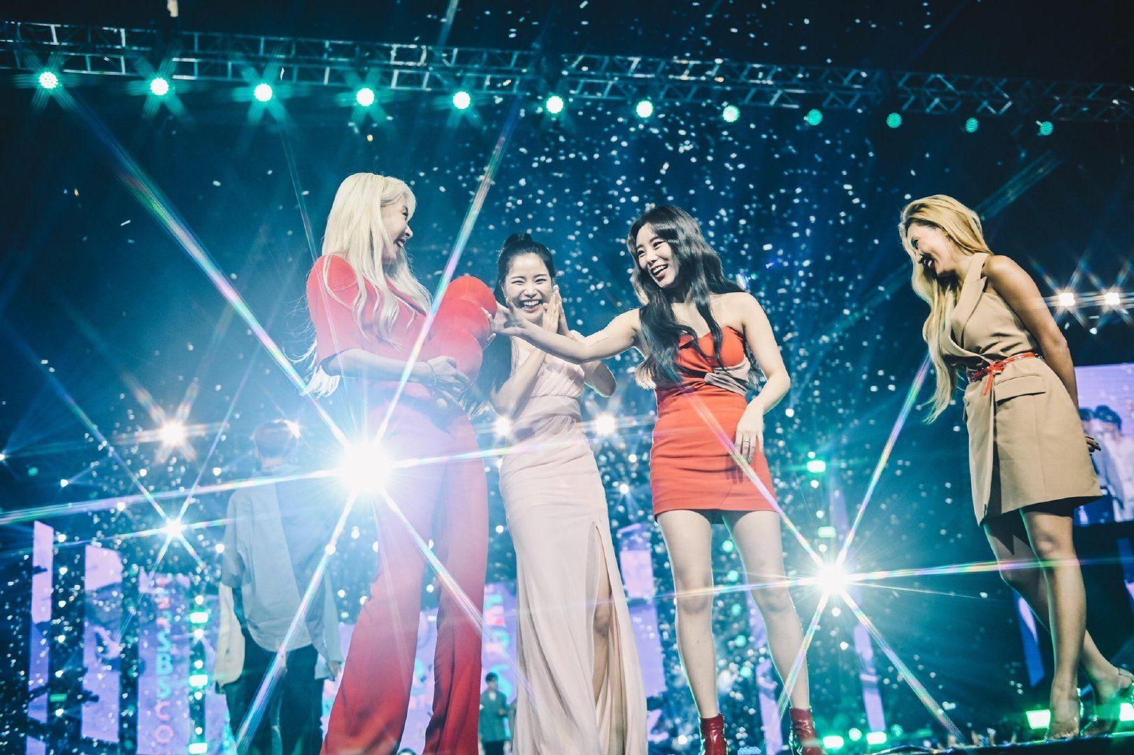 有可以推的mamamoo团体照嘛蟹蟹